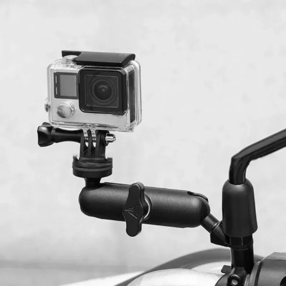 Uchwyt na kierownicę z lusterk – Insta360 Camera X3 recenzja i cena
